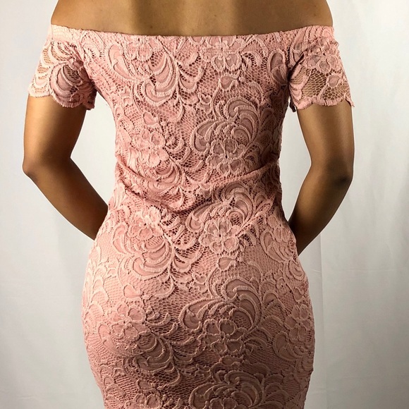 Dress - Picture 2 of 4